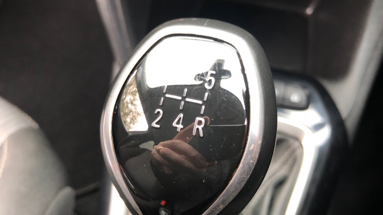 Vauxhall Corsa 1.2 SE Nav Premium 5dr Petrol Hatchback